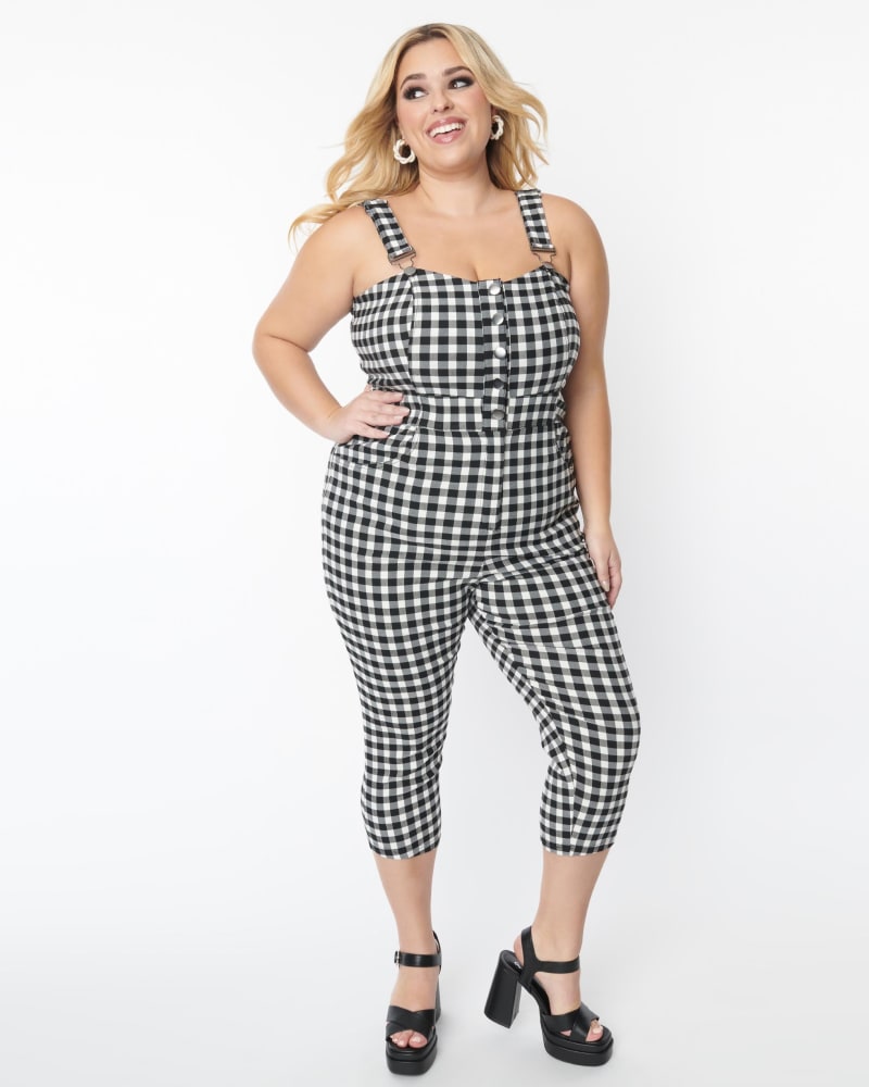 Front of a model wearing a size 4X Unique Vintage Black & White Gingham Eartha Jumpsuit in Black, White, Gingham by Unique Vintage. | dia_product_style_image_id:287191